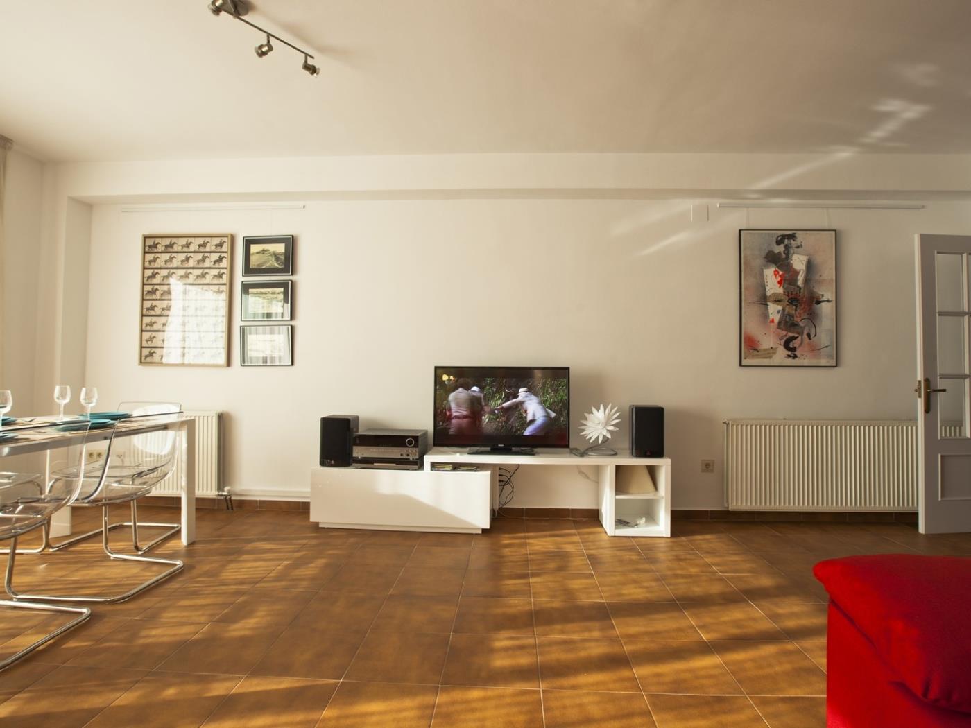 image (R2131) FANTASTIC VIEWS, AIR CONDITIONING, POOL AND WIFI 13