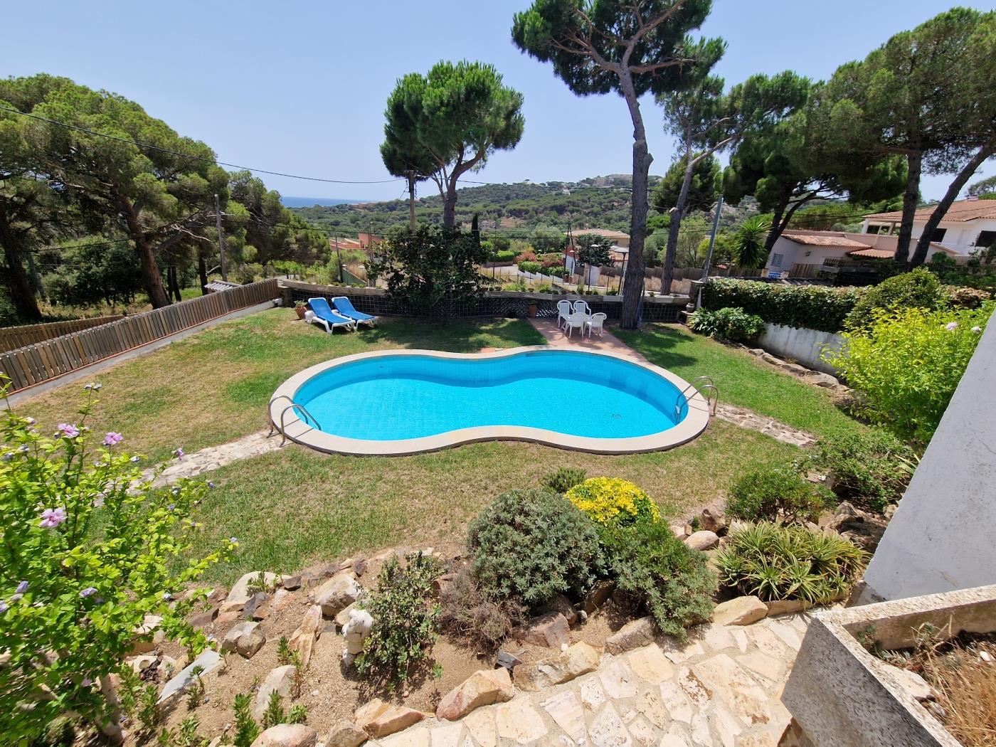 image VACATION VILLA IN S'AGARÓ 1