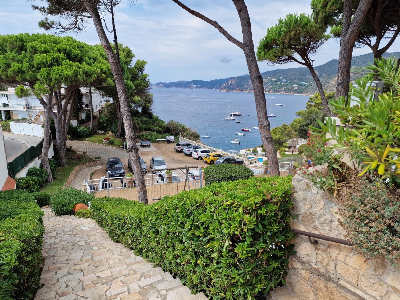 image APARTMENT AT WALKING DISTANCE FROM THE BEACH AND POOL 14