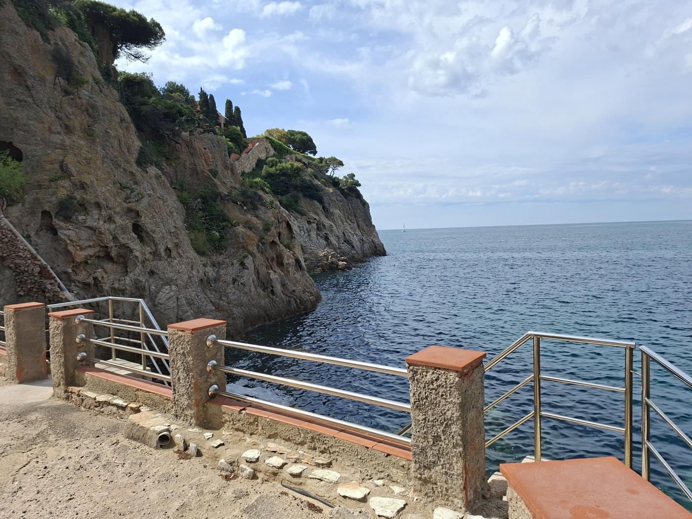 image APARTMENT AT WALKING DISTANCE FROM THE BEACH AND POOL 19