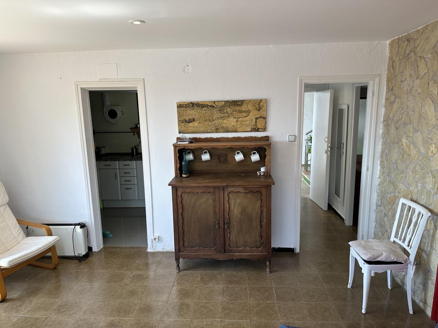 image APARTMENT AT WALKING DISTANCE FROM THE BEACH AND POOL 7