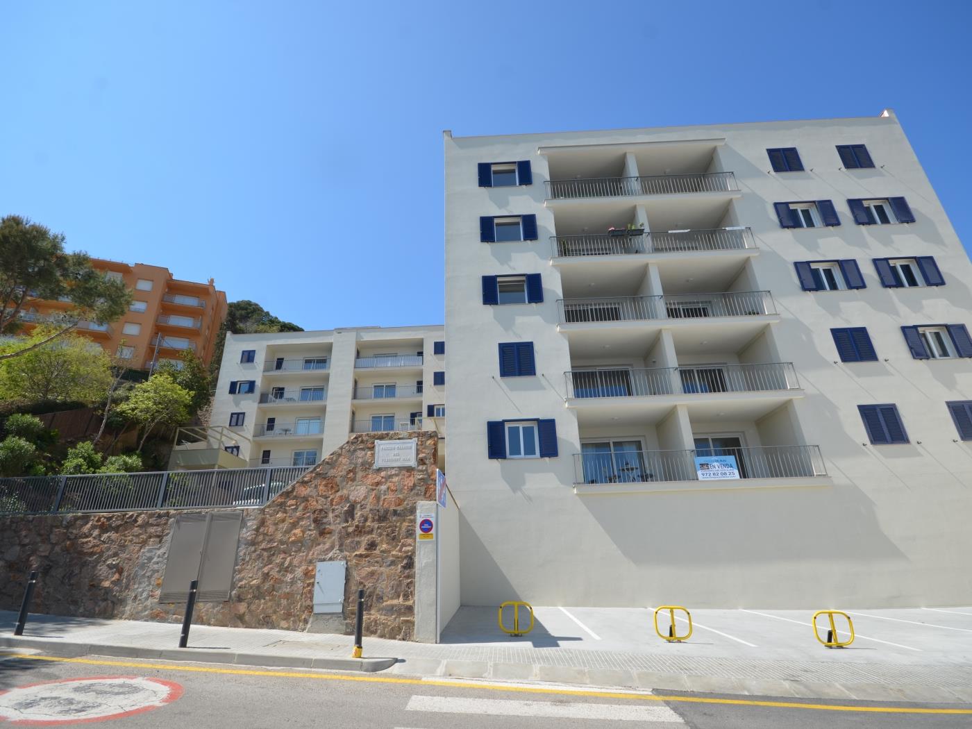 image IDÉAL APPARTEMENT RÉFORMÉ EN PREMIÈRE LIGNE DE MER 12