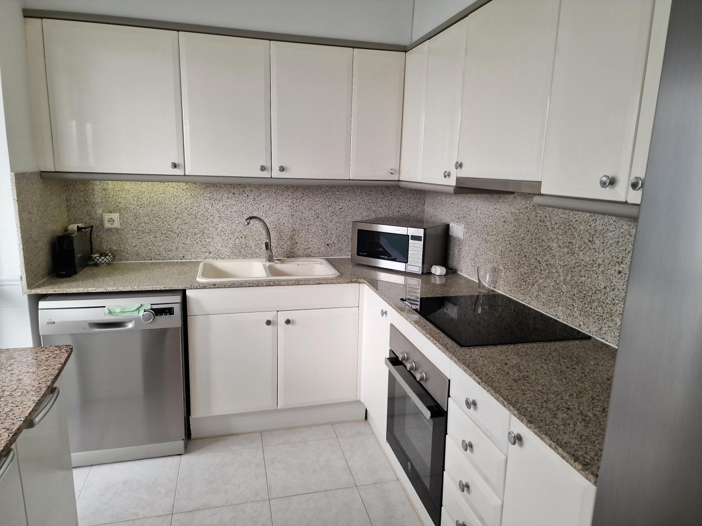 image Duplex in town center, great terrace and parking. 12
