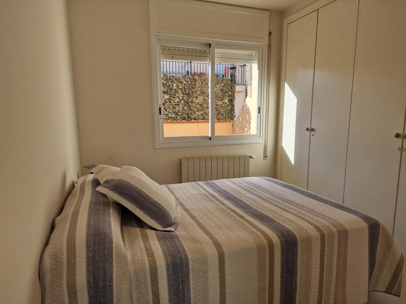 image Duplex in town center, great terrace and parking. 6
