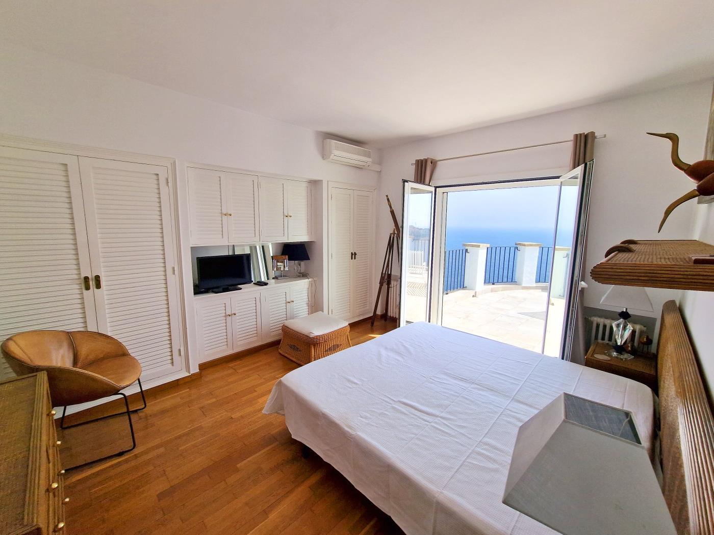 image EXCLUSIVA villa con VISTAS PANORÁMICAS al MAR 18