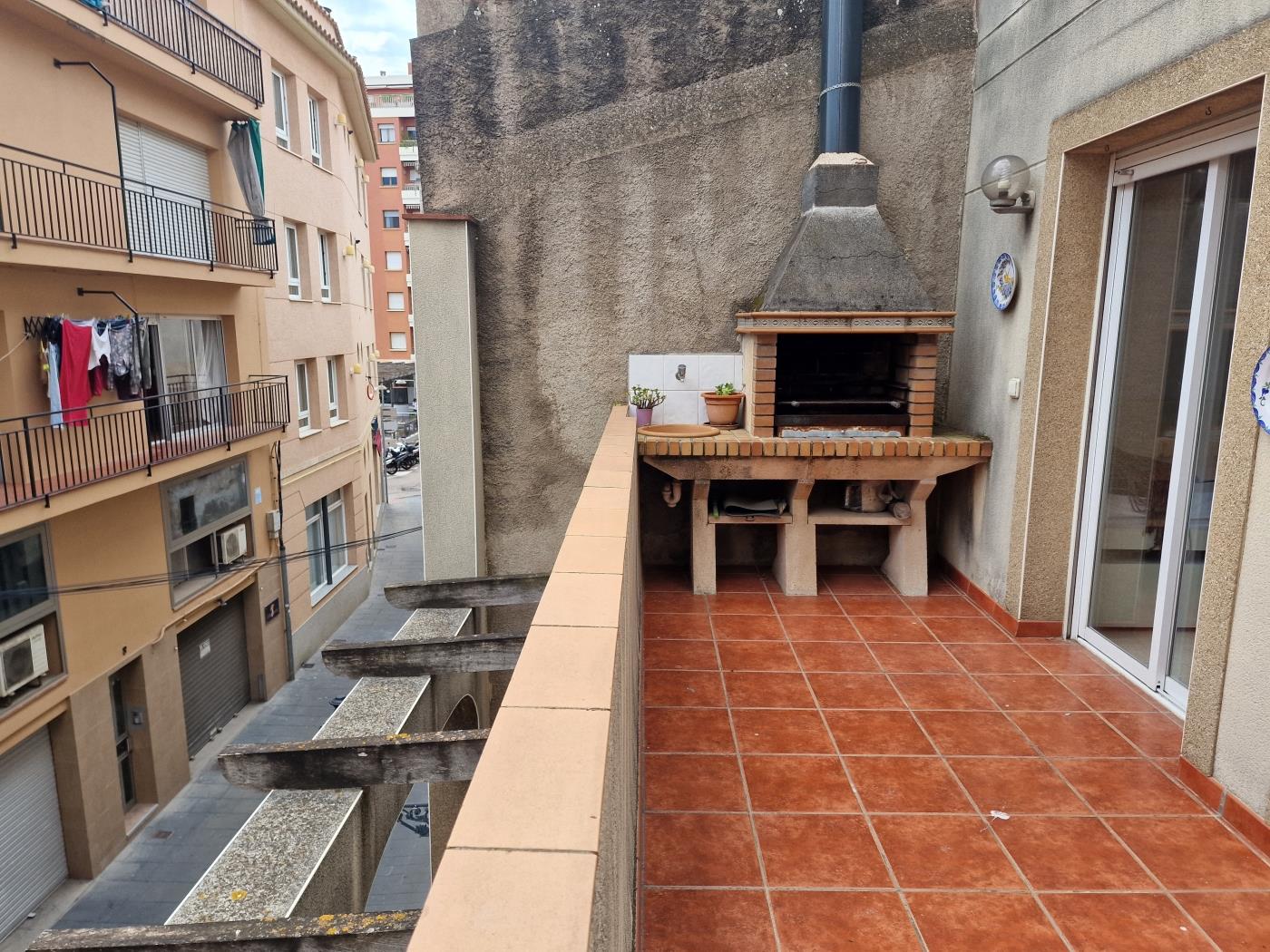 image APPARTEMENT DANS LE CENTRE HISTORIQUE, PRÈS DE LA PLAGE 14
