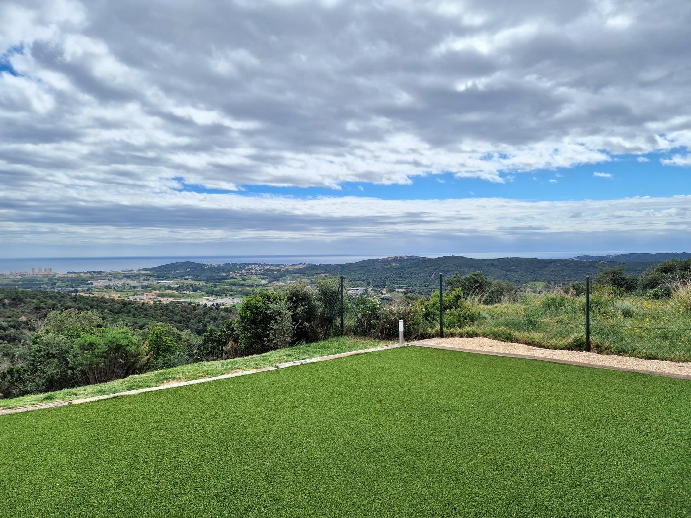image VILLA CON PISCINA PRIVADA Y FANTÁSTICAS VISTAS AL MAR Y MONTAÑA 9