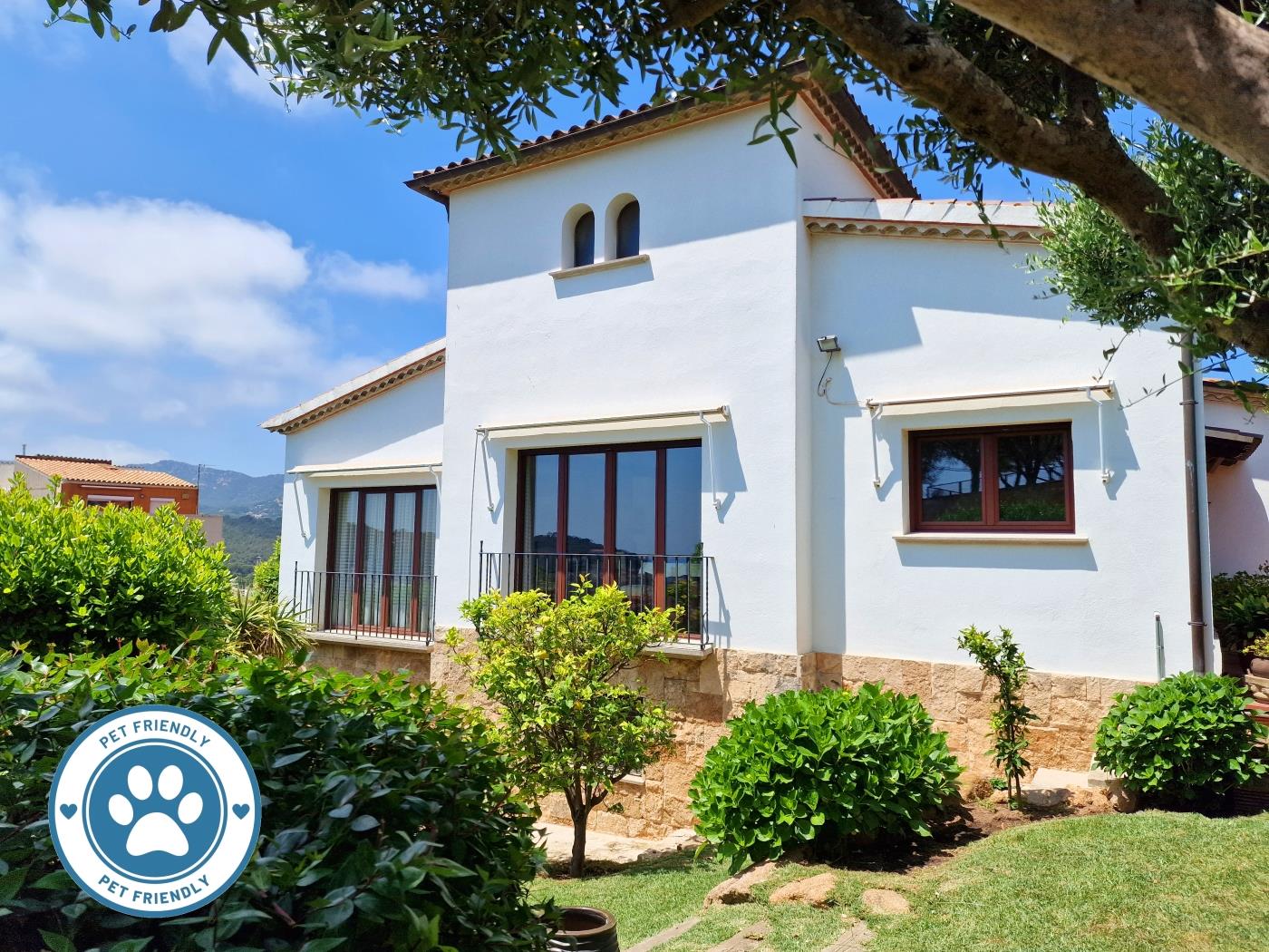 image BEAUTIFUL HOUSE IN SANT FELIU DE GUIXOLS WITH PARKING AND A BIG GARDEN 0