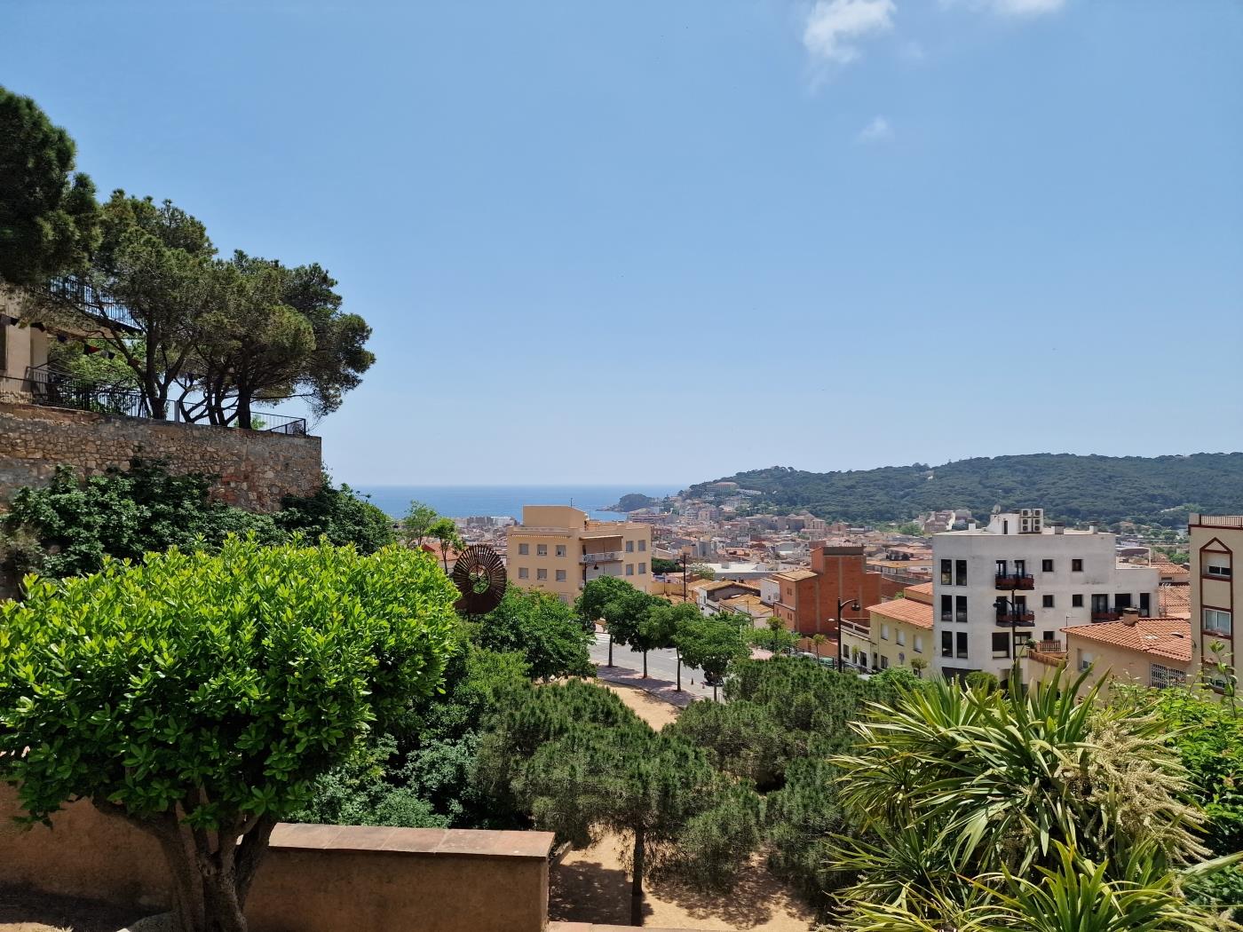 image BEAUTIFUL HOUSE IN SANT FELIU DE GUIXOLS WITH PARKING AND A BIG GARDEN 29
