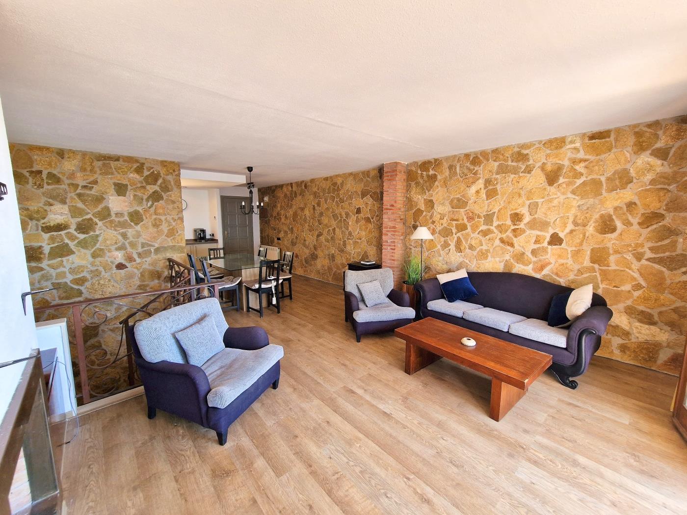 image Mediterranean house with SEA VIEWS, garden and terrace. 3