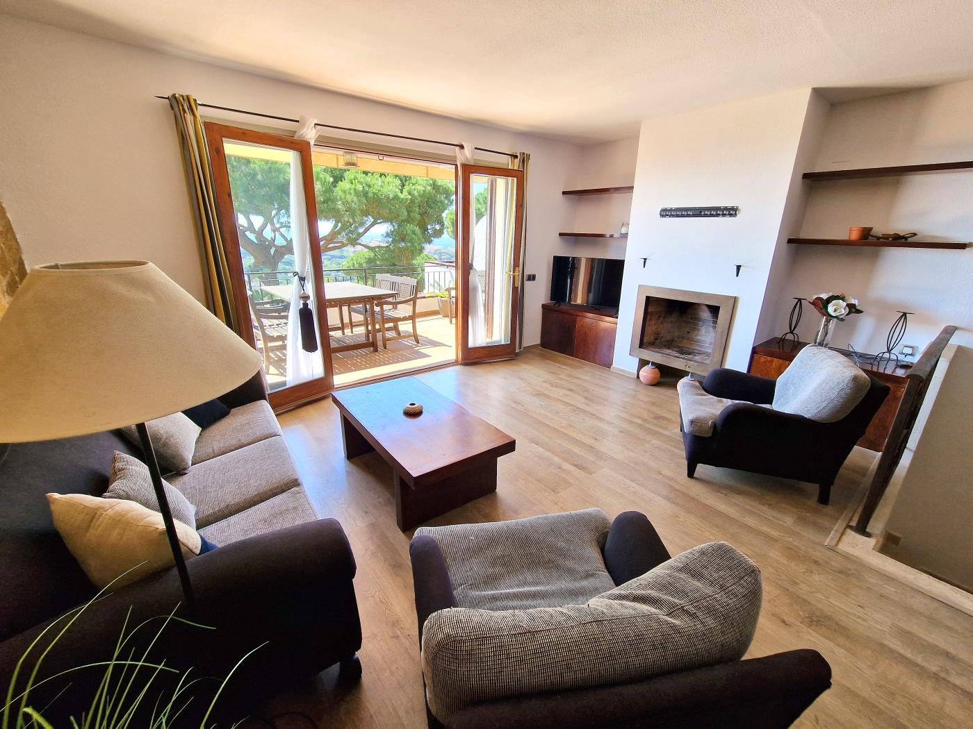 image Mediterranean house with SEA VIEWS, garden and terrace. 5