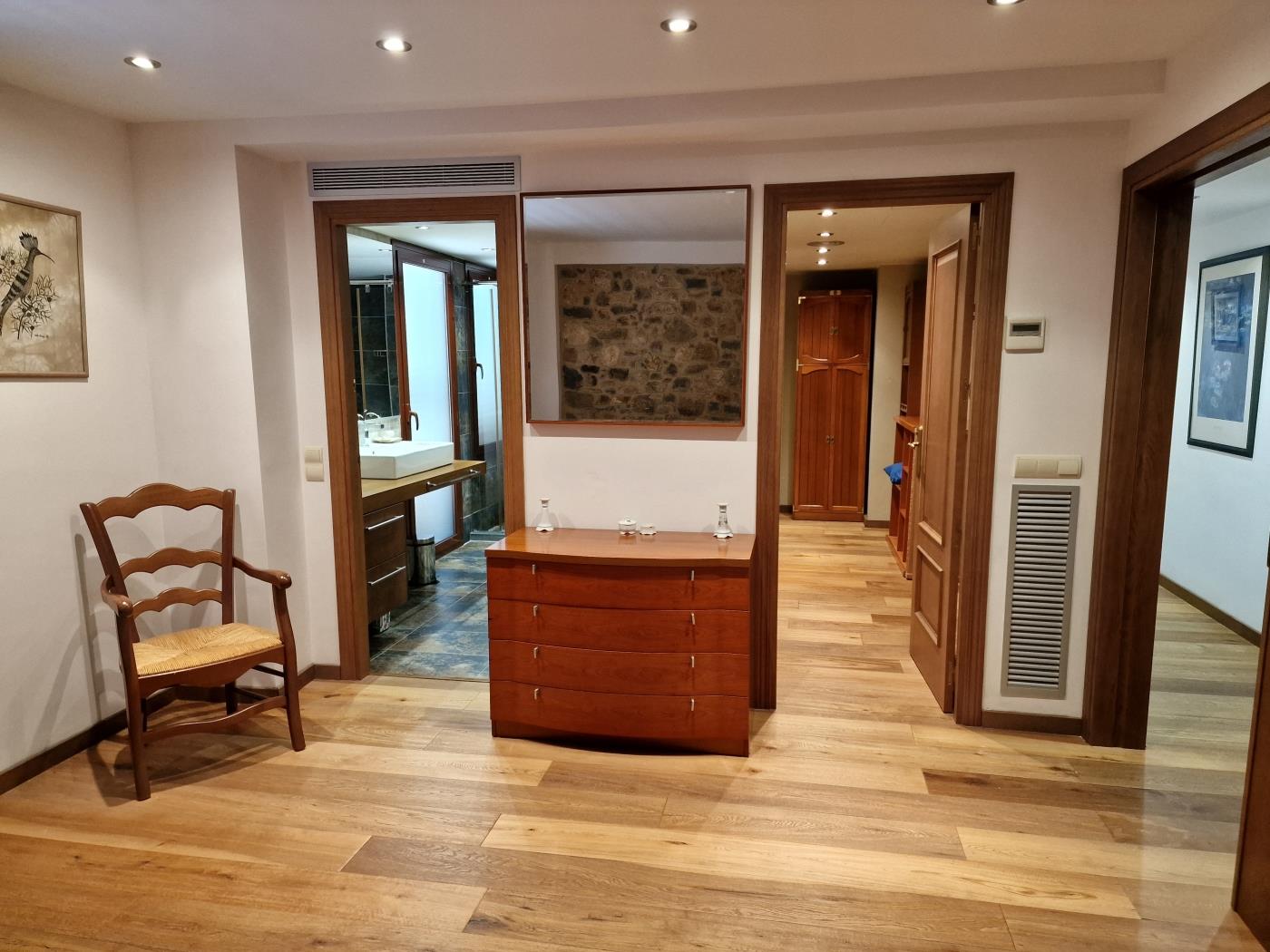 image Appartement TRÈS CENTRAL à deux minutes de la PLAGE 12