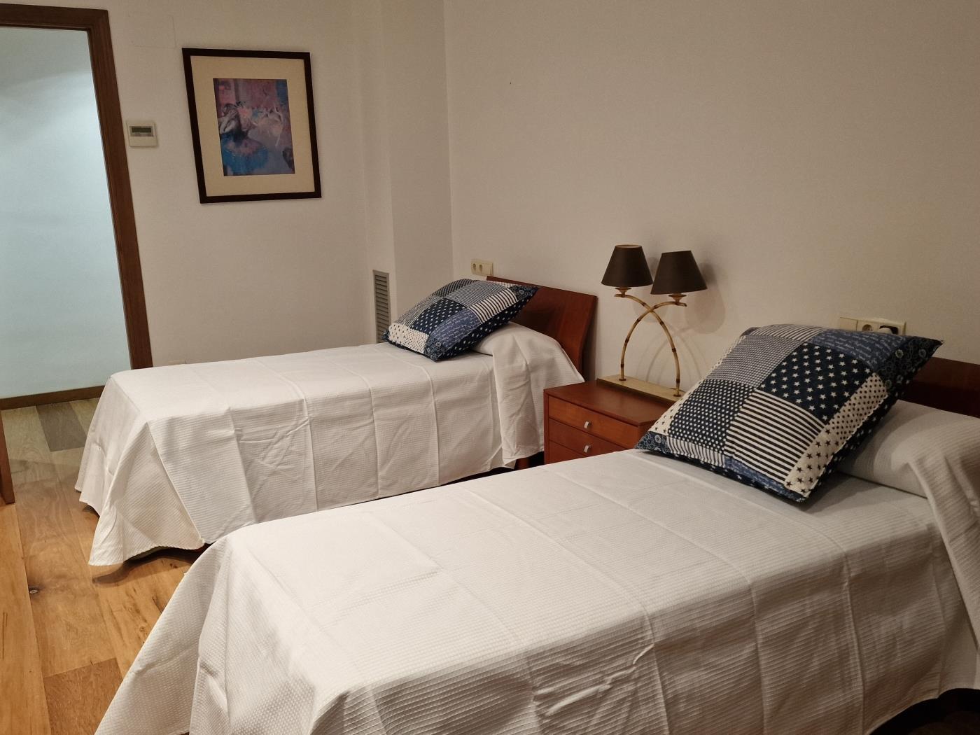 image Appartement TRÈS CENTRAL à deux minutes de la PLAGE 19