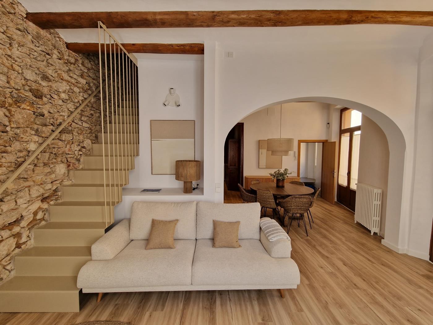 image Sensational duplex very central. 0
