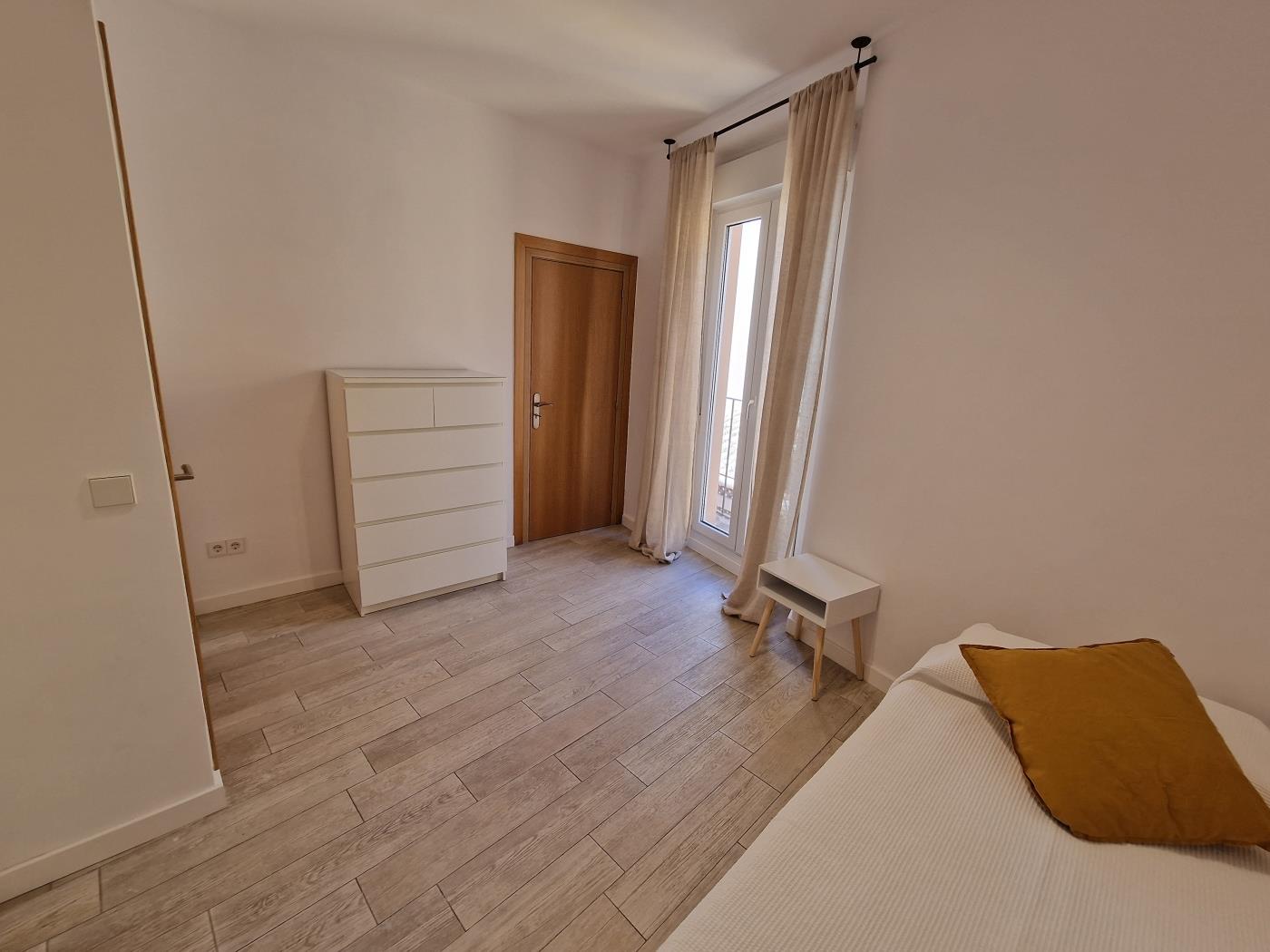 image Sensational duplex very central. 18