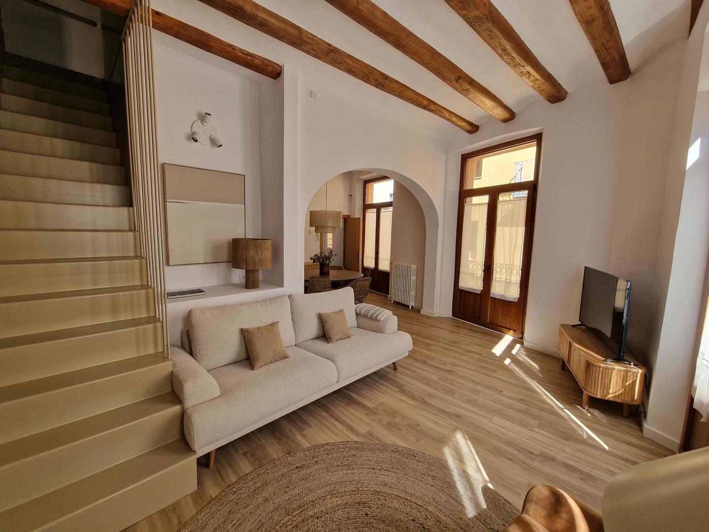 image Sensational duplex very central. 1