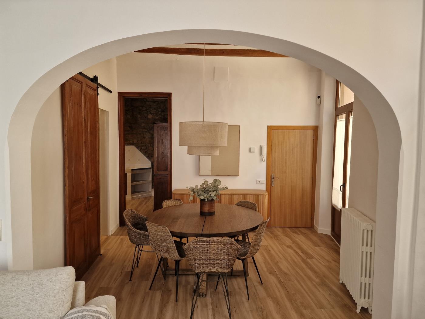 image Sensational duplex very central. 2
