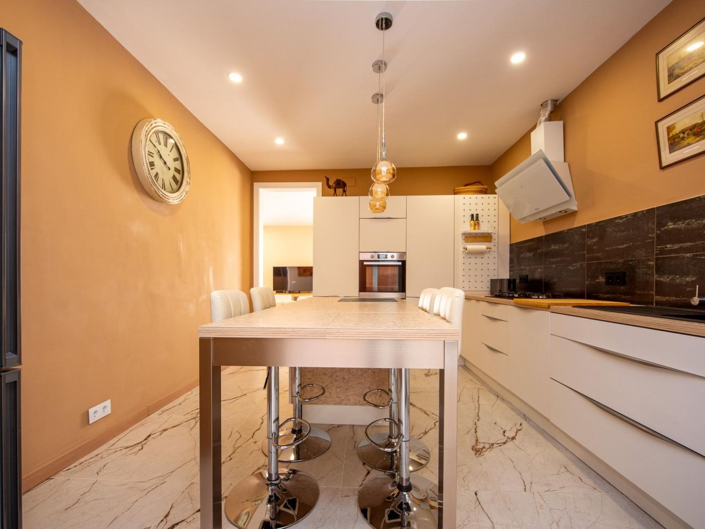 image Elegant apartament a ple centre de St. Feliu 16