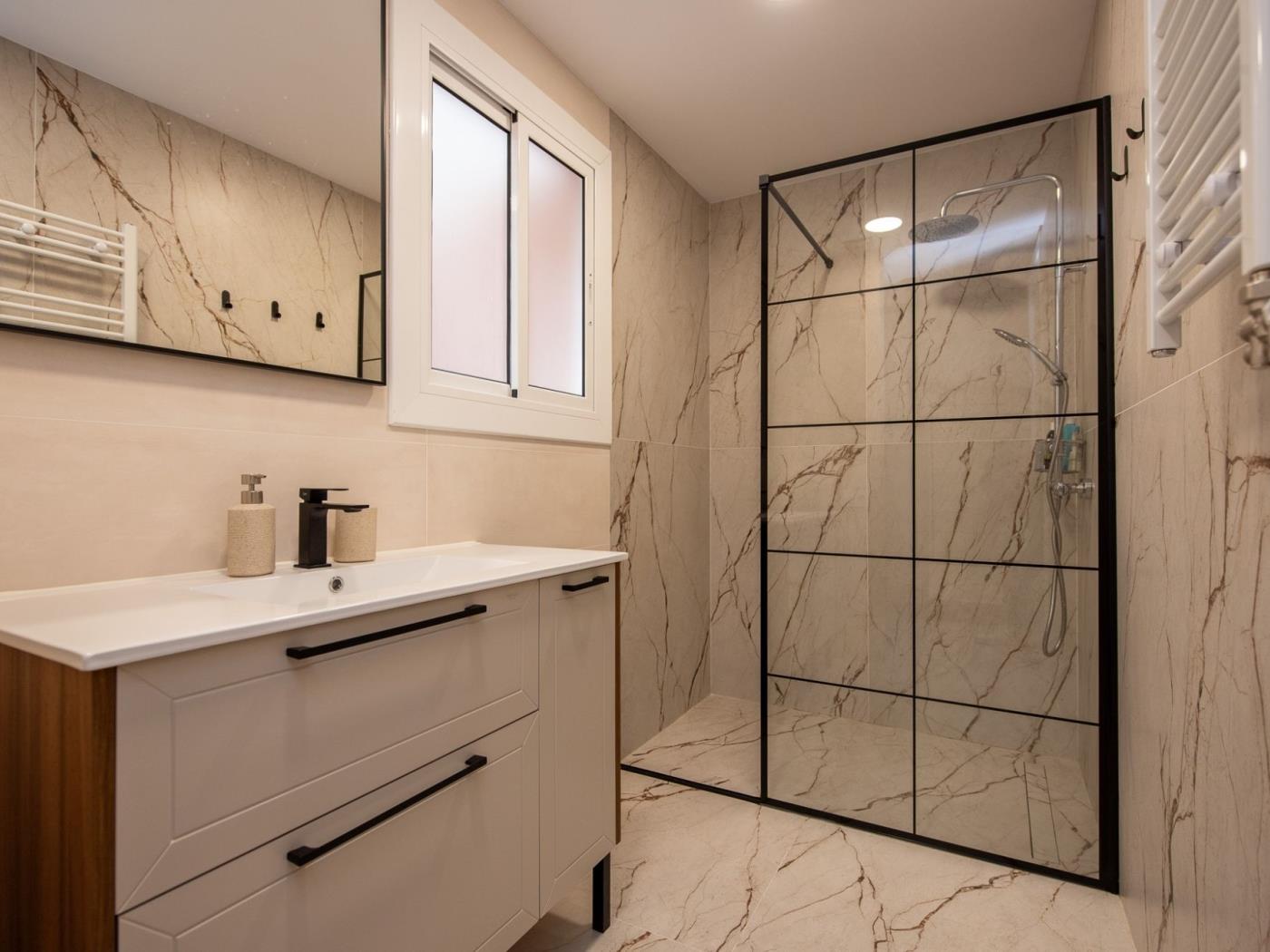 image Elegant apartament a ple centre de St. Feliu 6