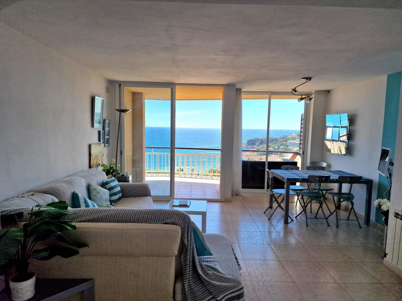 image Apartamento con vistas increíbles y piscina comunitaria 10