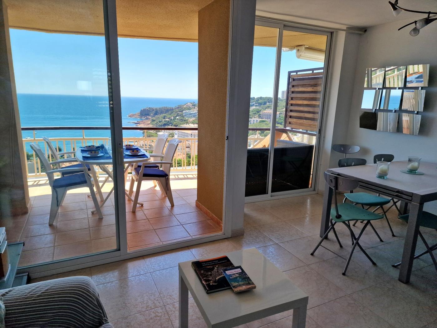 image Apartamento con vistas increíbles y piscina comunitaria 9