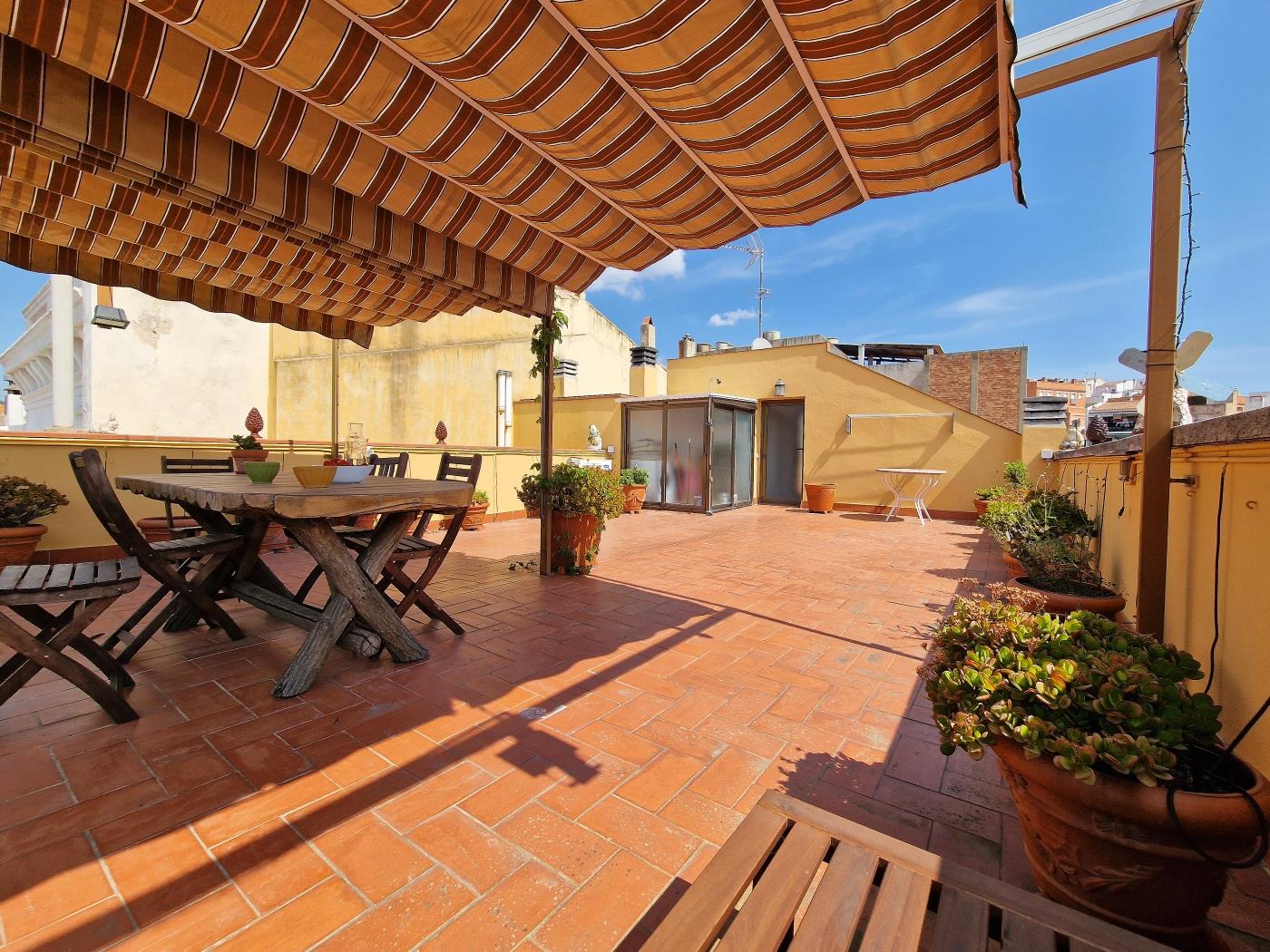 image Acogedora casa en Sant Feliu con una gran terraza. 17