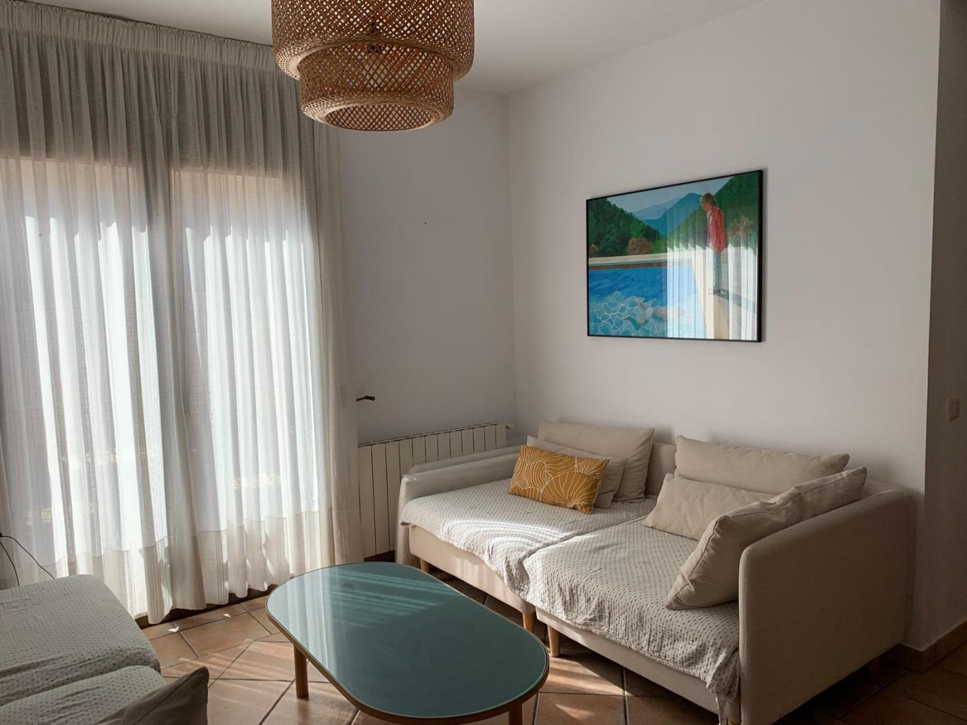 image Acogedora casa en Sant Feliu con una gran terraza. 3